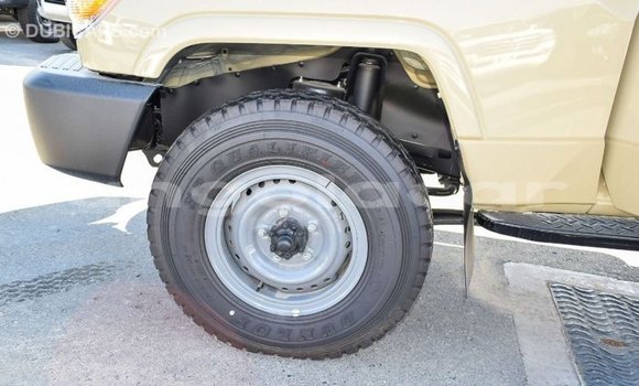 Comprar Importar Toyota Land Cruiser Bege Carro em Import - Dubai em Bengo Province Comprar Importar Toyota Land Cruiser Bege Carro em Import - Dubai em Bengo Province