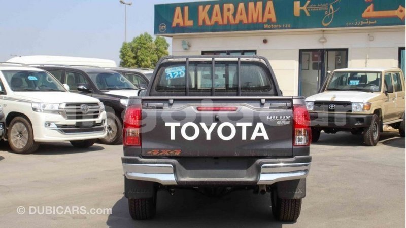 Big with watermark toyota hilux bengo province import dubai 6878
