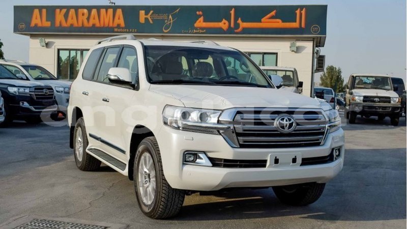 Big with watermark toyota land cruiser bengo province import dubai 6884
