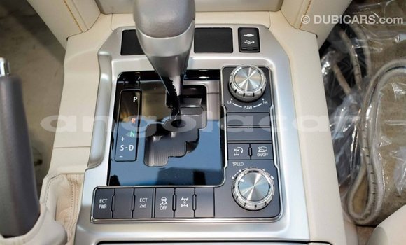 Buy Import Toyota Land Cruiser White Car in Import - Dubai in Bengo Province Buy Import Toyota Land Cruiser White Car in Import - Dubai in Bengo Province