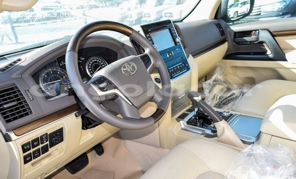 Buy Import Toyota Land Cruiser Black Car in Import - Dubai in Bengo Province Buy Import Toyota Land Cruiser Black Car in Import - Dubai in Bengo Province