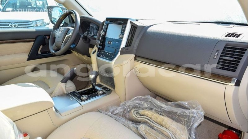 Big with watermark toyota land cruiser bengo province import dubai 6885