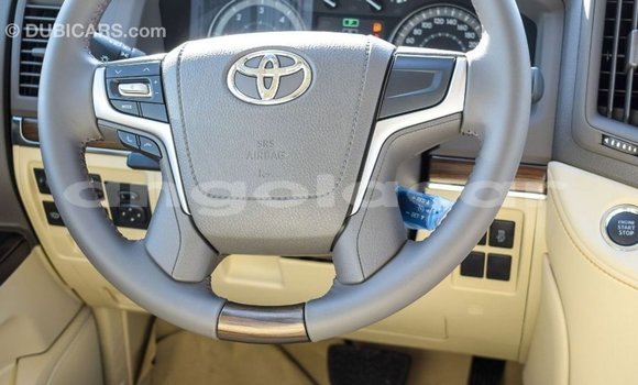 Buy Import Toyota Land Cruiser Black Car in Import - Dubai in Bengo Province Buy Import Toyota Land Cruiser Black Car in Import - Dubai in Bengo Province