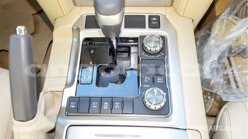 Big with watermark toyota land cruiser bengo province import dubai 6885