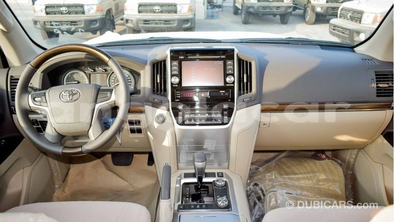 Big with watermark toyota land cruiser bengo province import dubai 6889