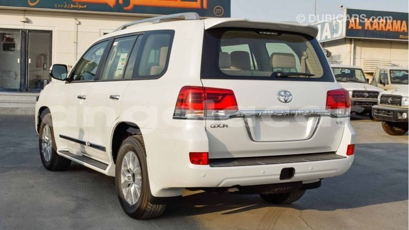 Big with watermark toyota land cruiser bengo province import dubai 6889