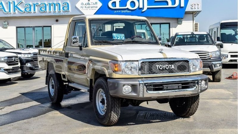 Big with watermark toyota land cruiser bengo province import dubai 6897