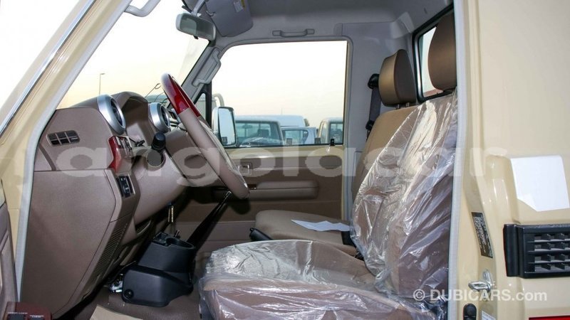 Big with watermark toyota land cruiser bengo province import dubai 6900
