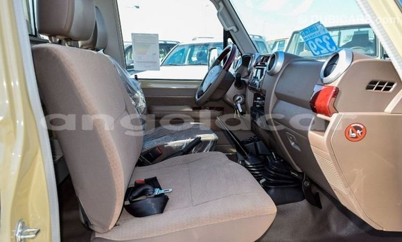 Comprar Importar Toyota Land Cruiser Bege Carro em Import - Dubai em Bengo Province Comprar Importar Toyota Land Cruiser Bege Carro em Import - Dubai em Bengo Province