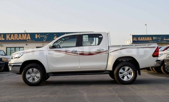 Buy Import Toyota Hilux White Car in Import - Dubai in Bengo Province Buy Import Toyota Hilux White Car in Import - Dubai in Bengo Province