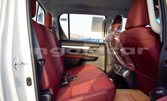 Buy Import Toyota Hilux White Car in Import - Dubai in Bengo Province Buy Import Toyota Hilux White Car in Import - Dubai in Bengo Province
