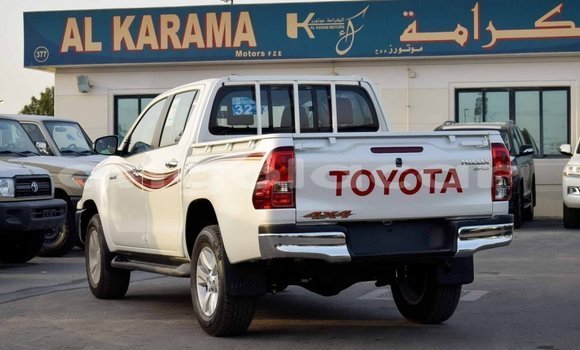 Buy Import Toyota Hilux White Car in Import - Dubai in Bengo Province Buy Import Toyota Hilux White Car in Import - Dubai in Bengo Province