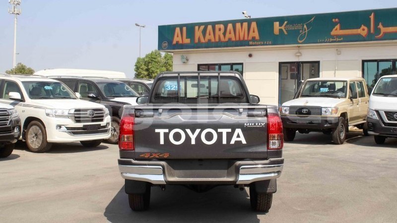 Big with watermark toyota hilux bengo province import dubai 6910