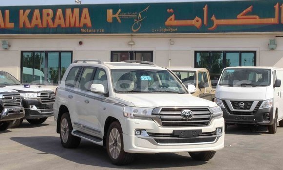 Buy Import Toyota Land Cruiser White Car in Import - Dubai in Bengo Province Buy Import Toyota Land Cruiser White Car in Import - Dubai in Bengo Province
