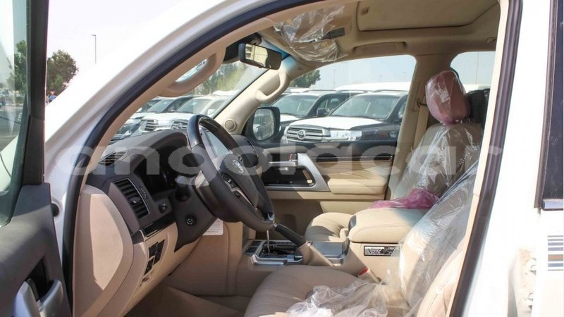 Big with watermark toyota land cruiser bengo province import dubai 6911