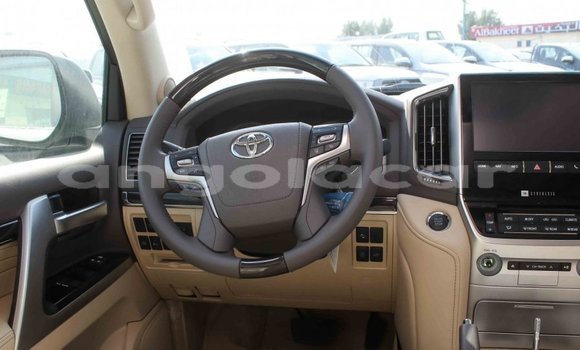 Buy Import Toyota Land Cruiser White Car in Import - Dubai in Bengo Province Buy Import Toyota Land Cruiser White Car in Import - Dubai in Bengo Province