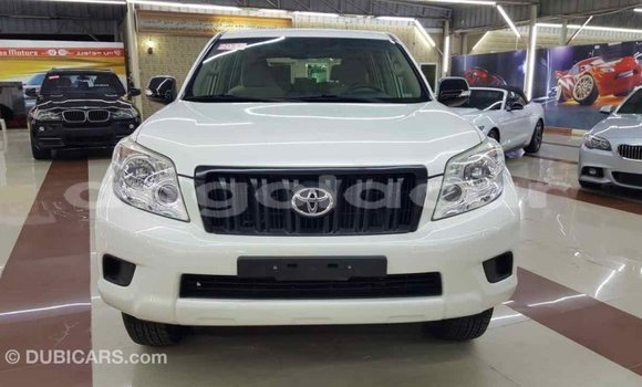 Comprar Importar Toyota Prado Branco Carro em Import - Dubai em Bengo Province Comprar Importar Toyota Prado Branco Carro em Import - Dubai em Bengo Province