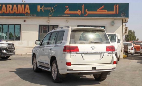 Buy Import Toyota Land Cruiser White Car in Import - Dubai in Bengo Province Buy Import Toyota Land Cruiser White Car in Import - Dubai in Bengo Province