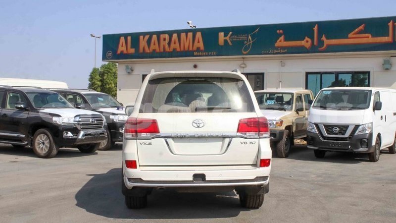 Big with watermark toyota land cruiser bengo province import dubai 6911