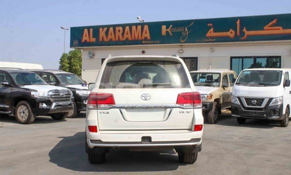 Buy Import Toyota Land Cruiser White Car in Import - Dubai in Bengo Province Buy Import Toyota Land Cruiser White Car in Import - Dubai in Bengo Province