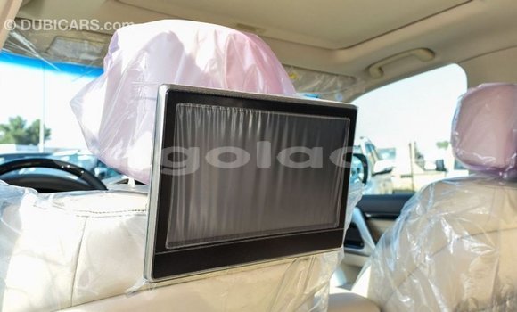Acheter Import Voiture Toyota Land Cruiser Blanc à Import - Dubai, Province de Bengo Acheter Import Voiture Toyota Land Cruiser Blanc à Import - Dubai, Province de Bengo