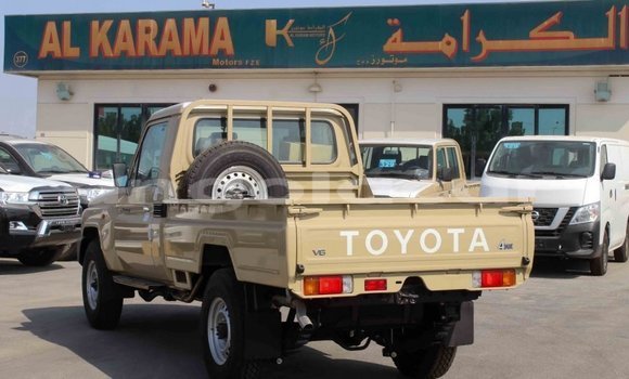 Acheter Import Voiture Toyota Land Cruiser Beige à Import - Dubai, Province de Bengo Acheter Import Voiture Toyota Land Cruiser Beige à Import - Dubai, Province de Bengo