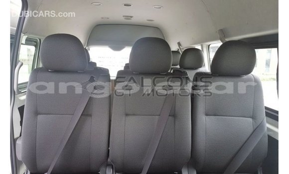 Buy Import Toyota Hiace White Car in Import - Dubai in Bengo Province Buy Import Toyota Hiace White Car in Import - Dubai in Bengo Province