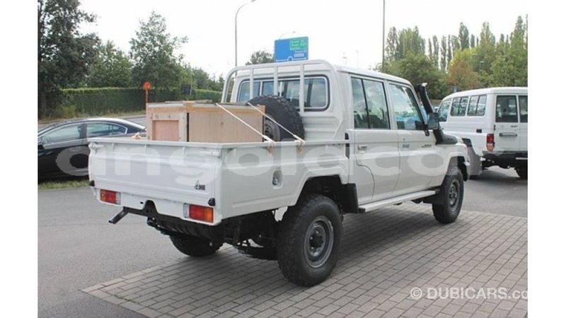 Big with watermark toyota land cruiser bengo province import dubai 6935
