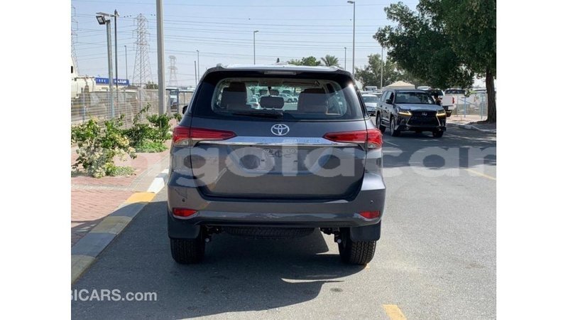 Big with watermark toyota fortuner bengo province import dubai 6939