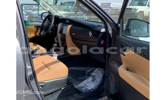 Buy Import Toyota Fortuner Other Car in Import - Dubai in Bengo Province Buy Import Toyota Fortuner Other Car in Import - Dubai in Bengo Province