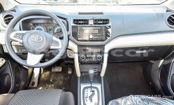 Acheter Import Voiture Toyota Rush Marron à Import - Dubai, Province de Bengo Acheter Import Voiture Toyota Rush Marron à Import - Dubai, Province de Bengo