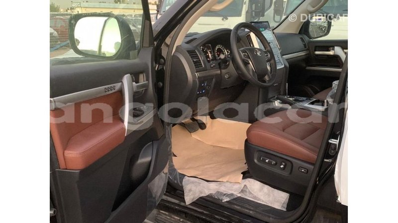 Big with watermark toyota land cruiser bengo province import dubai 6946