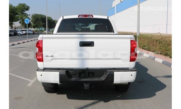 Acheter Import Voiture Toyota Tundra Blanc à Import - Dubai, Province de Bengo Acheter Import Voiture Toyota Tundra Blanc à Import - Dubai, Province de Bengo