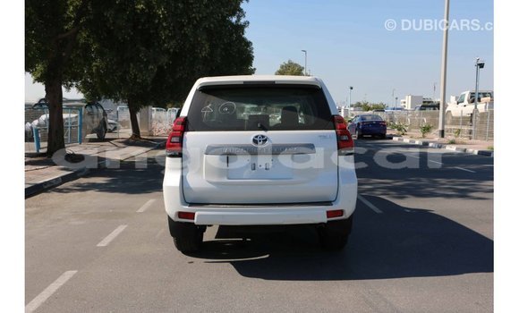 Acheter Import Voiture Toyota Prado Blanc à Import - Dubai, Province de Bengo Acheter Import Voiture Toyota Prado Blanc à Import - Dubai, Province de Bengo