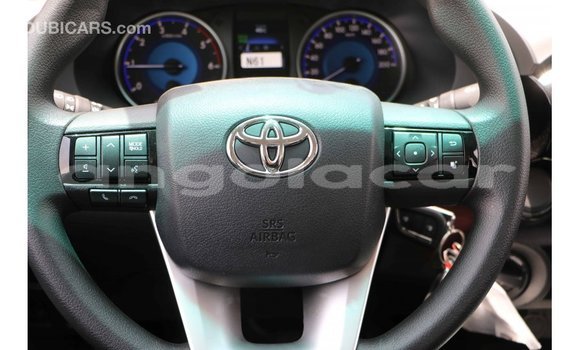 Comprar Importar Toyota Hilux Branco Carro em Import - Dubai em Bengo Province Comprar Importar Toyota Hilux Branco Carro em Import - Dubai em Bengo Province