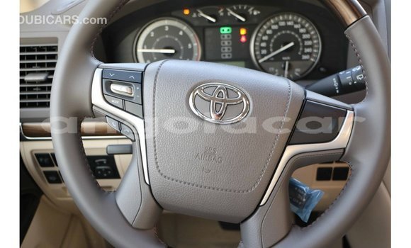 Comprar Importar Toyota Land Cruiser Branco Carro em Import - Dubai em Bengo Province Comprar Importar Toyota Land Cruiser Branco Carro em Import - Dubai em Bengo Province