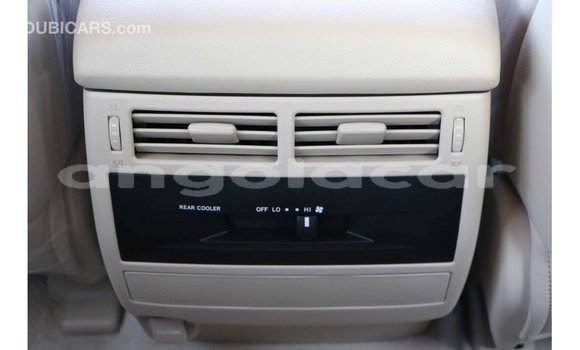 Comprar Importar Toyota Land Cruiser Branco Carro em Import - Dubai em Bengo Province Comprar Importar Toyota Land Cruiser Branco Carro em Import - Dubai em Bengo Province