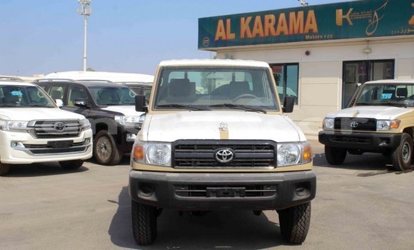 Buy Import Toyota Land Cruiser Beige Car in Import - Dubai in Bengo Province Buy Import Toyota Land Cruiser Beige Car in Import - Dubai in Bengo Province