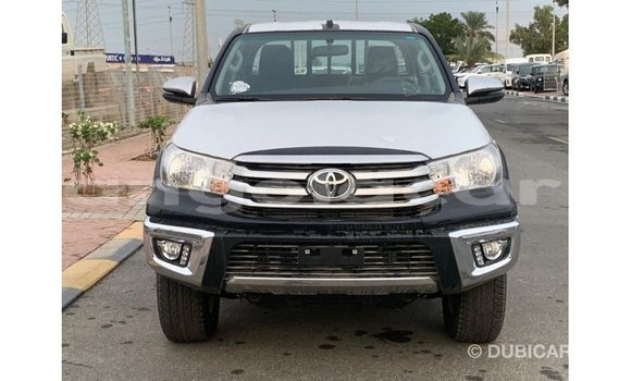 Acheter Import Voiture Toyota Hilux Noir à Import - Dubai, Province de Bengo Acheter Import Voiture Toyota Hilux Noir à Import - Dubai, Province de Bengo