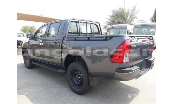 Comprar Importar Toyota Hilux Preto Carro em Import - Dubai em Bengo Province Comprar Importar Toyota Hilux Preto Carro em Import - Dubai em Bengo Province