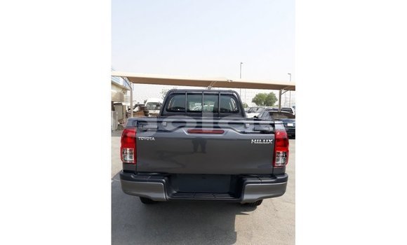 Comprar Importar Toyota Hilux Preto Carro em Import - Dubai em Bengo Province Comprar Importar Toyota Hilux Preto Carro em Import - Dubai em Bengo Province