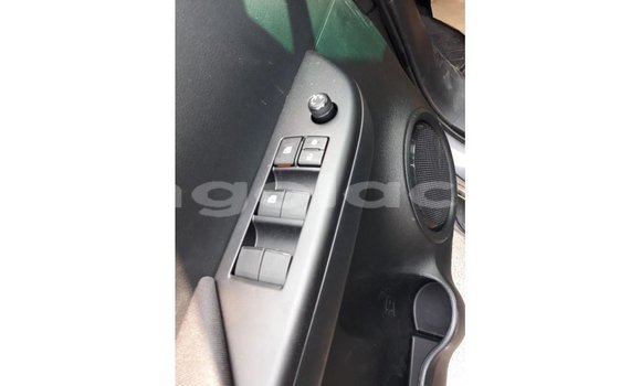 Comprar Importar Toyota Hilux Preto Carro em Import - Dubai em Bengo Province Comprar Importar Toyota Hilux Preto Carro em Import - Dubai em Bengo Province