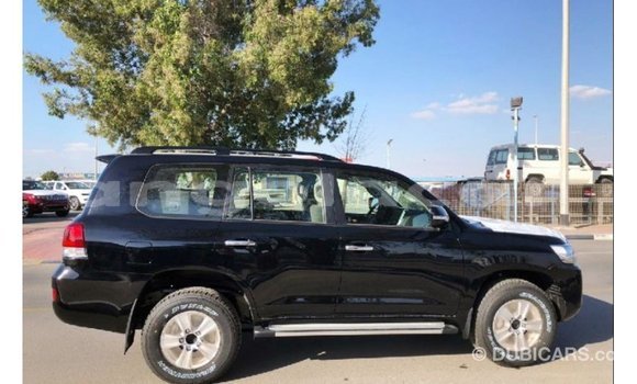 Buy Import Toyota Land Cruiser Black Car in Import - Dubai in Bengo Province Buy Import Toyota Land Cruiser Black Car in Import - Dubai in Bengo Province