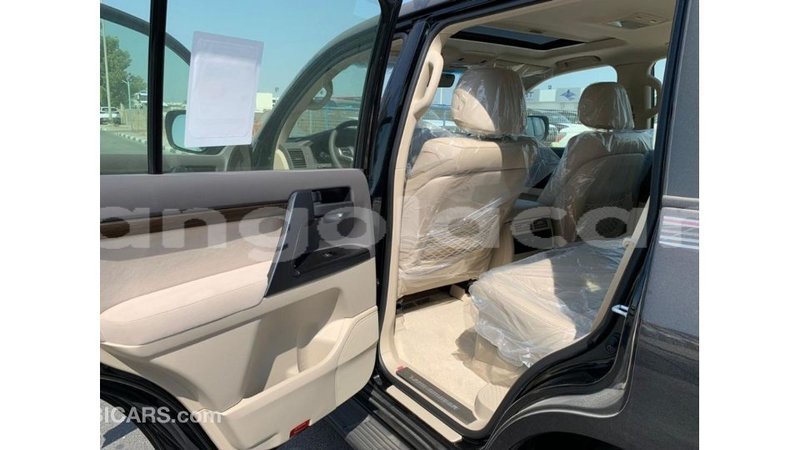 Big with watermark toyota land cruiser bengo province import dubai 6974