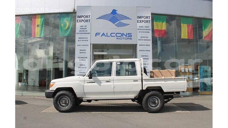 Big with watermark toyota land cruiser bengo province import dubai 6981