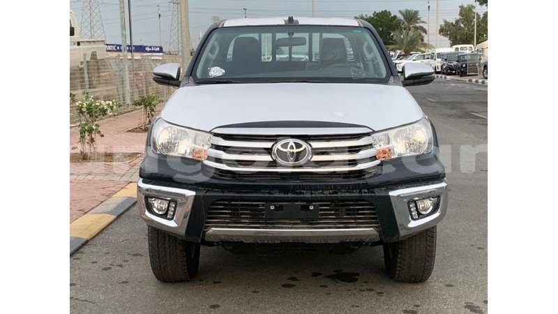 Big with watermark toyota hilux bengo province import dubai 6982