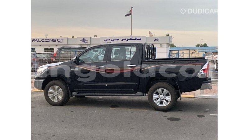 Big with watermark toyota hilux bengo province import dubai 6982