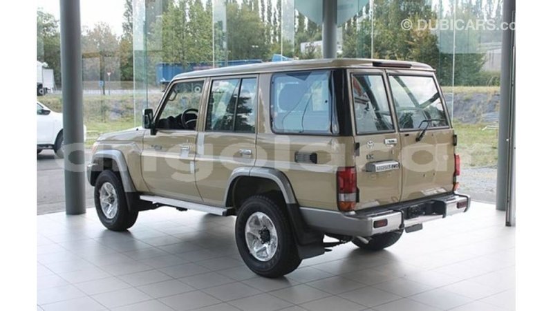 Big with watermark toyota land cruiser bengo province import dubai 6989