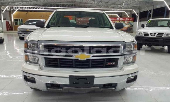Comprar Importar Chevrolet Silverado Branco Carro em Import - Dubai em Bengo Province Comprar Importar Chevrolet Silverado Branco Carro em Import - Dubai em Bengo Province
