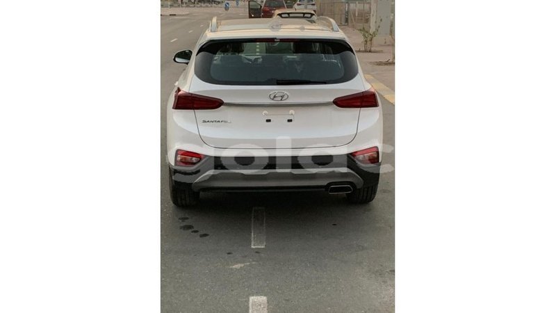 Big with watermark hyundai santa fe bengo province import dubai 6990